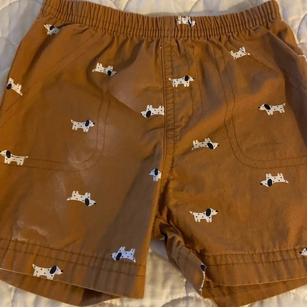 Carter’s 18 mos dog dalmation tan shorts boys